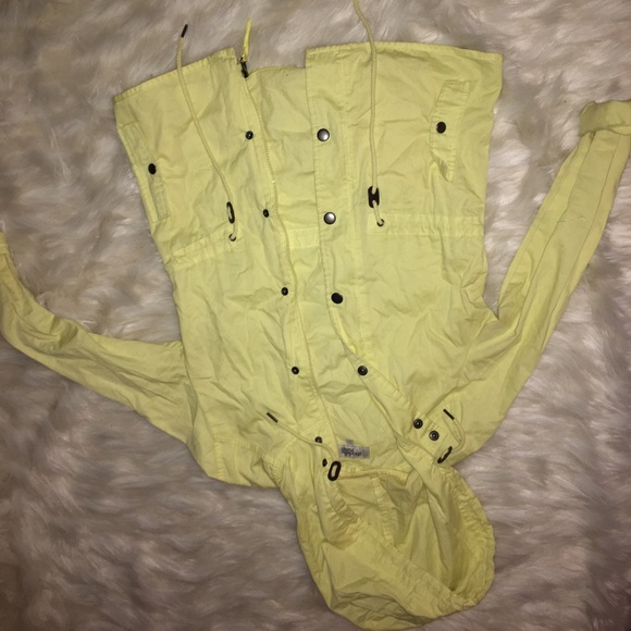 Light Yellow Utility Jacket - Picture 4 of 7